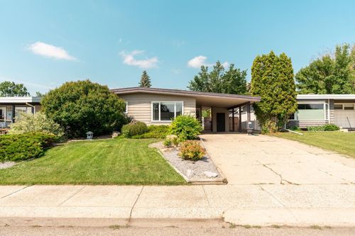 1718 21 Street S, Lethbridge, AB, T1K2H7 | Card Image