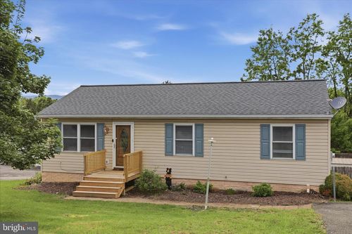 126 Greenleaf Rd, STRASBURG, VA, 22657-5600 | Card Image