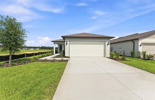 9147 Newmons Pl, Wildwood, FL, 34785-6609 | Card Image