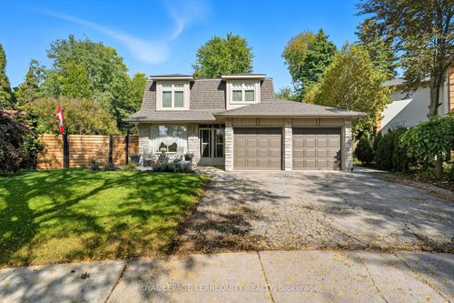 818 Kates Lane, Pickering, ON, L1V2Z2 | Card Image