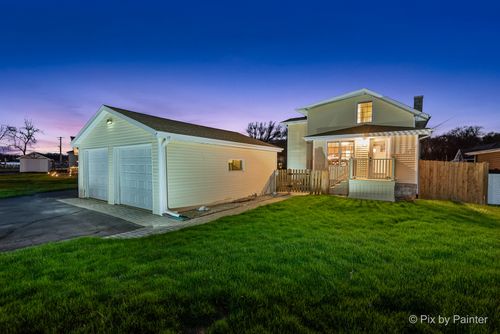 40433 Bluff Dr, ANTIOCH, IL, 60002-7921 | Card Image