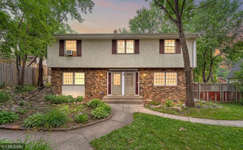 153-151-153 Page St W, Saint Paul, MN, 55107-3451 | Card Image
