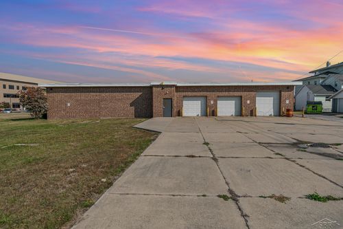 200 13th St, Bay City, MI, 48708-7101 | Card Image