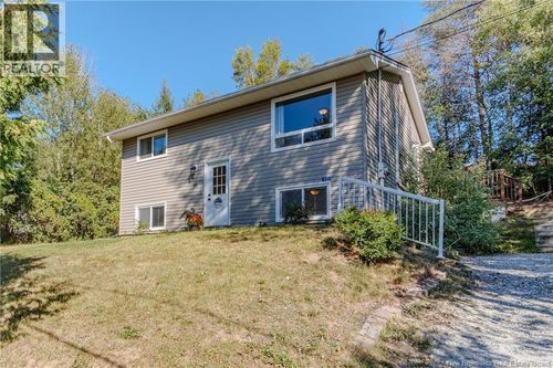 10 Templeton Crt, Lakeside, NB, E5N7C8 | Card Image