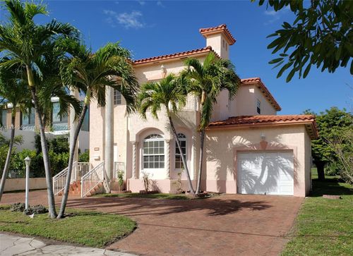 3124 Prairie Ave, Miami Beach, FL, 33140-3427 | Card Image