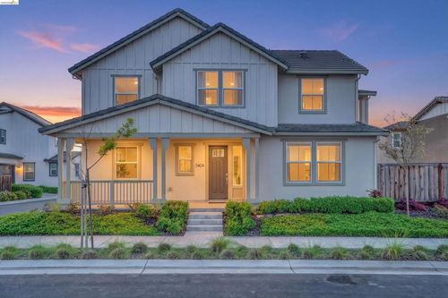 2404 Indigo Dr, Fairfield, CA, 94533-7138 | Card Image