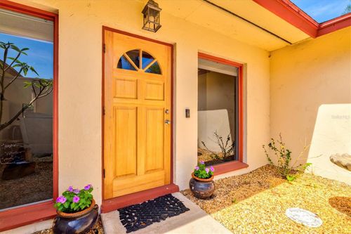 6533 Bowline Dr, Sarasota, FL, 34231-7125 | Card Image