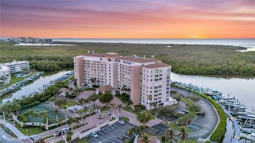 unit-802-13105 Vanderbilt Dr, NAPLES, FL, 34110-6412 | Card Image