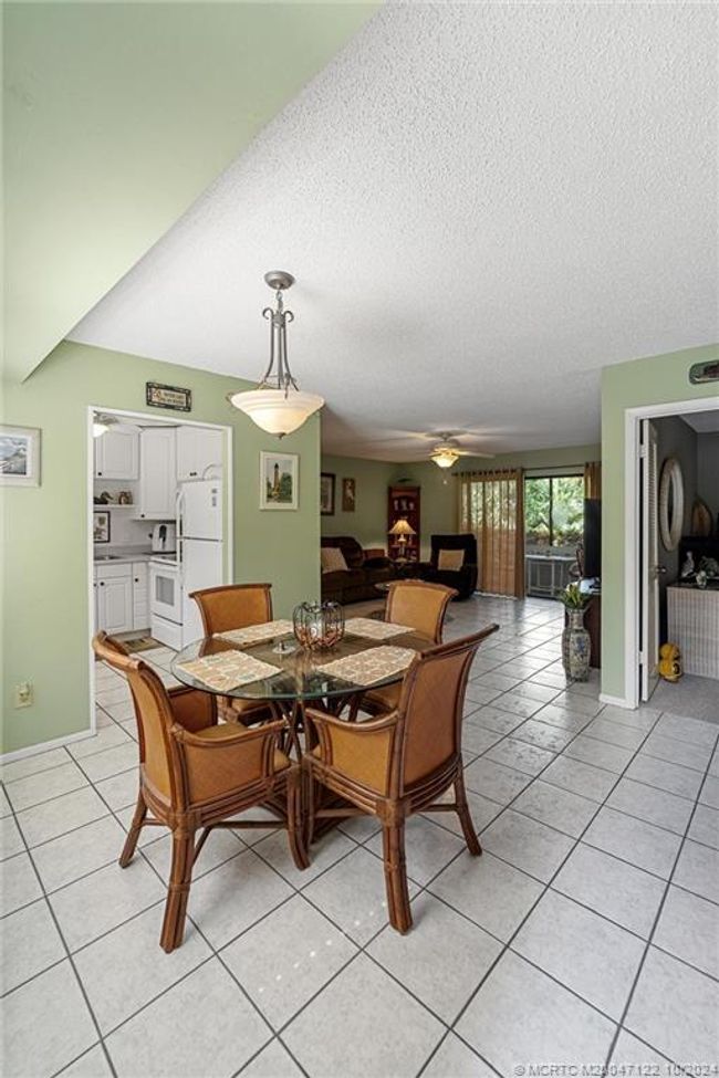 APT-7-3 - 800 Nw Fork Rd, Condo with 2 bedrooms, 2 bathrooms and null parking in Stuart FL | Image 14