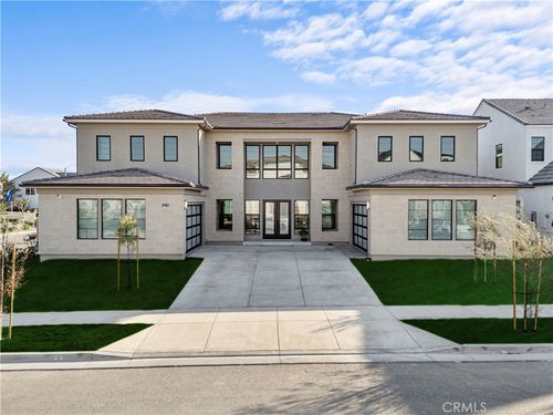 24152 Corte Ala, Valencia, CA, 91354-1639 | Card Image