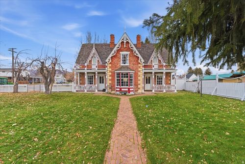 103 E Main St, Midway, UT, 84049-6803 | Card Image