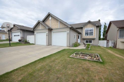 116 Old Boomer Rd, Sylvan Lake, AB, T4S2J1 | Card Image