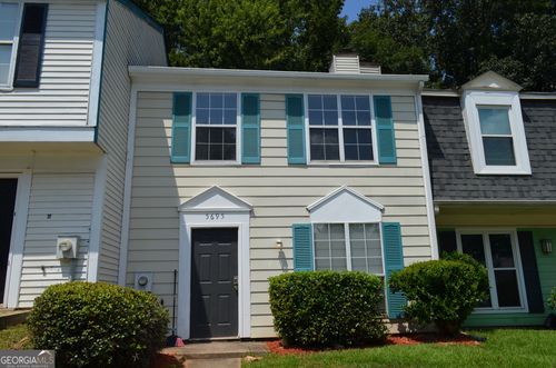 5695 Wells Cir, Stone Mountain, GA, 30087-6000 | Card Image