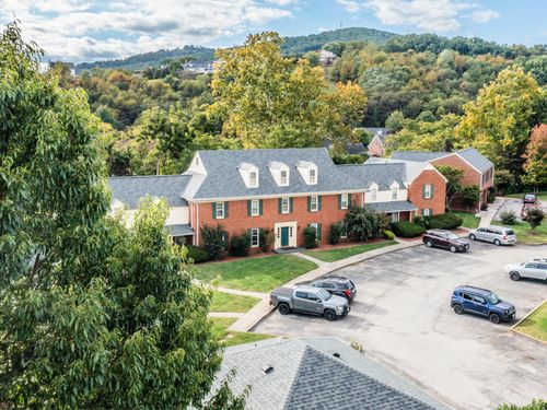 apt-27-821 Stonegate Dr, Salem, VA, 24153-2621 | Card Image