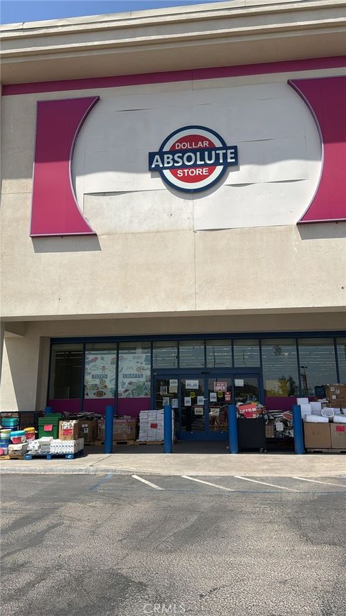 524 E Danenberg Dr, El Centro, CA, 92243-8510 | Card Image