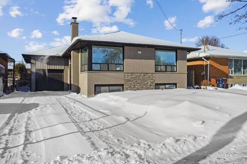 14 Ixworth Rd, Etobicoke, ON, M9W4R8 | Card Image