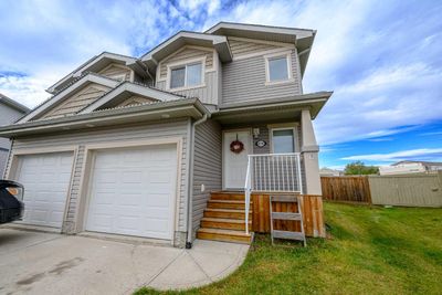 8550 103 Ave, Home with 3 bedrooms, 1 bathrooms and 2 parking in Grande Prairie AB | Image 1