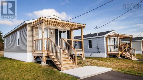 18-8 Oakwood Path, Amherst, NS, B4H0B4 | Card Image