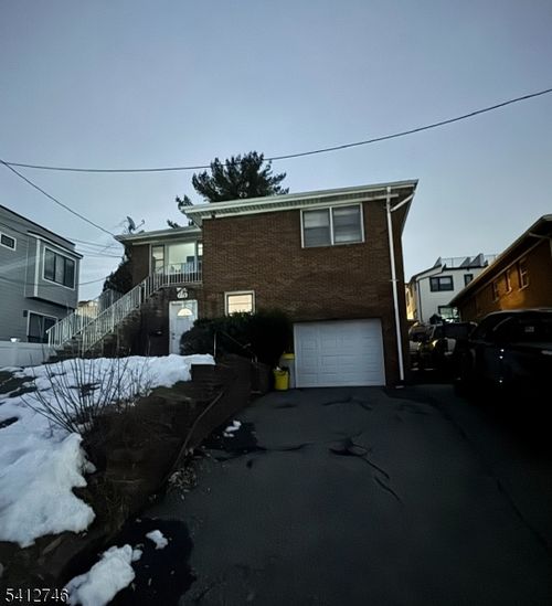 1-270 10th St, Palisades Park, NJ, 07650-2043 | Card Image