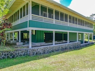 2nd story living in this very well maintained house. | Image 3