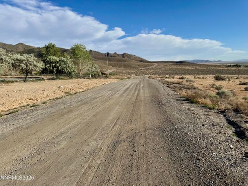 333-11335 Beaumont Trl, Lovelock, NV, 89419 | Card Image