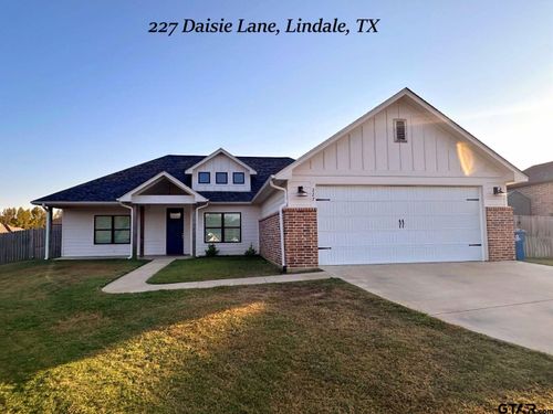 227 Daisie Lane + 6 Additional Homes, Lindale, TX, 75771 | Card Image