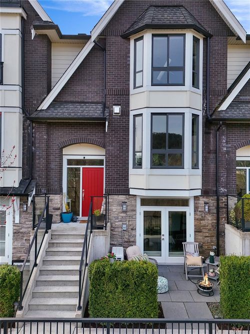 2826 Turnstyle Cres, Victoria, BC, V9B0T8 | Card Image