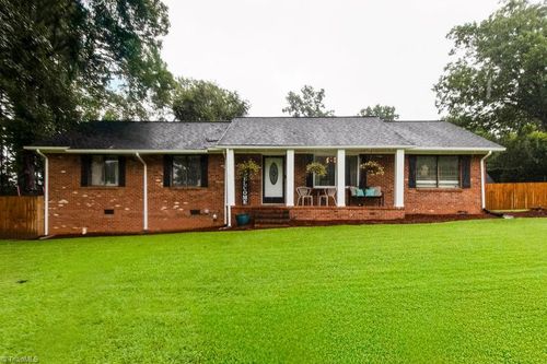 7008 Welborn Rd, Trinity, NC, 27370-7821 | Card Image