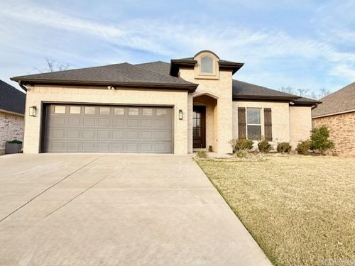 1129 Tahoe Dr, Maumelle, AR, 72113-5009 | Card Image