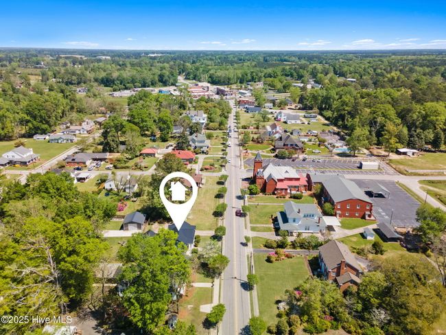 509 S Main St, House other with 4 bedrooms, 5 bathrooms and 1 parking in Bladenboro NC | Image 57