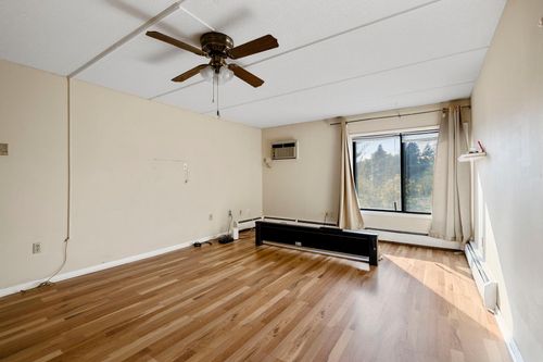 apt-411-329 Geneva Ave N, Oakdale, MN, 55128-6419 | Card Image