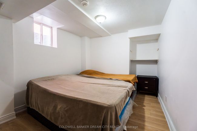 32 Charger Lane, House other with 8 bedrooms, 4 bathrooms and 2 parking in Brampton ON | Image 42
