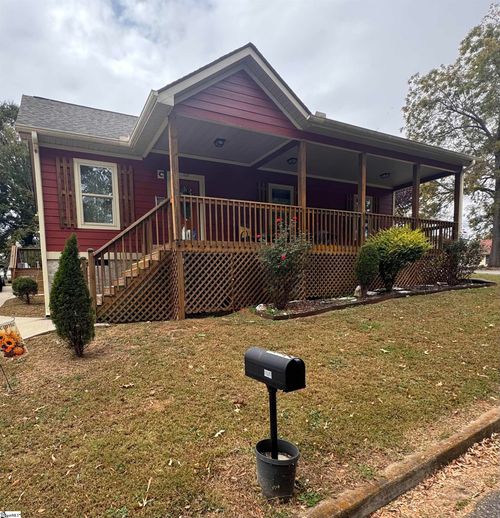 117 Helen St, spartanburg, SC, 29301-2123 | Card Image