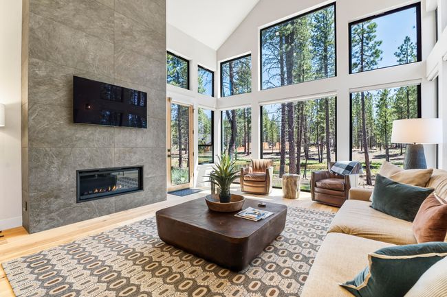 25-Living Room | Image 15