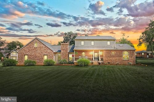 543 Lake Meade Dr, EAST BERLIN, PA, 17316-9333 | Card Image