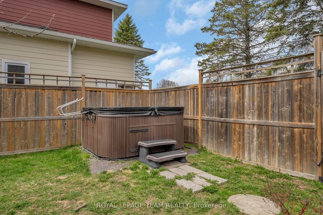 129 Ridgeview Dr, House other with 5 bedrooms, 3 bathrooms and 4 parking in Carp ON | Image 39