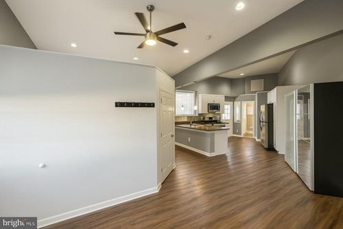 206-206 Clements Bridge Rd, BARRINGTON, NJ, 08007-1820 | Card Image