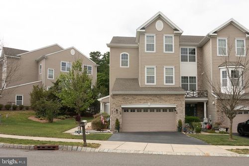 304 Hawthorne Ln, Barnegat, NJ, 08005-5644 | Card Image
