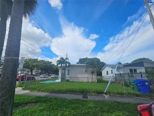 1195 Nw 48th St, Miami, FL, 33127-2225 | Card Image