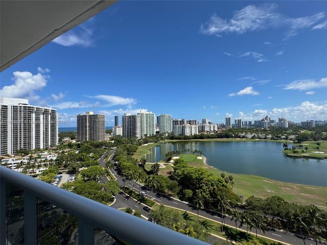 APT-1906 - 3675 N Country Club Dr, Condo with 2 bedrooms, 2 bathrooms and null parking in Aventura FL | Image 92