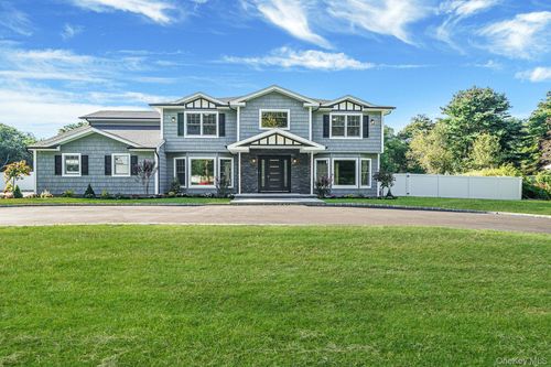 14 Quintree Ln, Huntingtn Sta, NY, 11747-1826 | Card Image