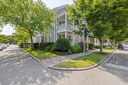 9542 28th Bay St, Norfolk, VA, 23518-1909 | Card Image