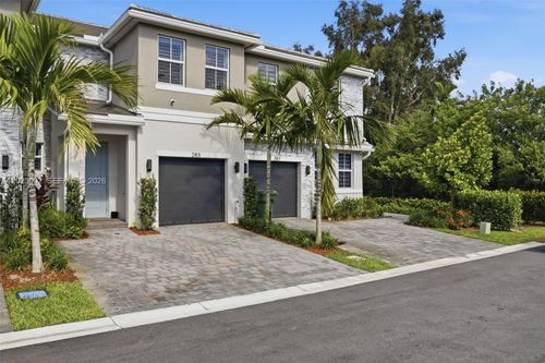 283 Sw 169th Lane, Pembroke Pines, FL, 33027 | Card Image