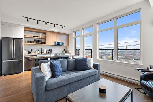415-515 Chatham St, Victoria, BC, V8T0C8 | Card Image