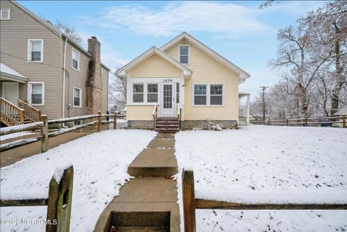 2659 Oak Grove Pl, Toledo, OH, 43613-3348 | Card Image