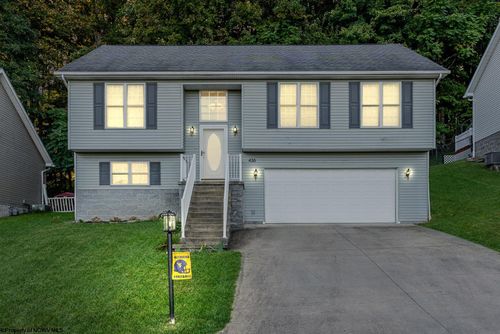 436 December Ln, Morgantown, WV, 26508-4245 | Card Image