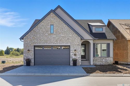 31-350 Cartwright St, Saskatoon, SK, S7T | Card Image