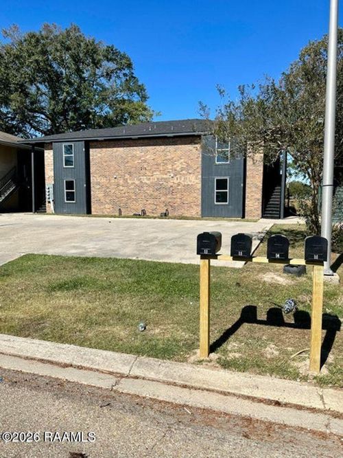 apt-b-216 N Marigny Cir, Duson, LA, 70529-4113 | Card Image