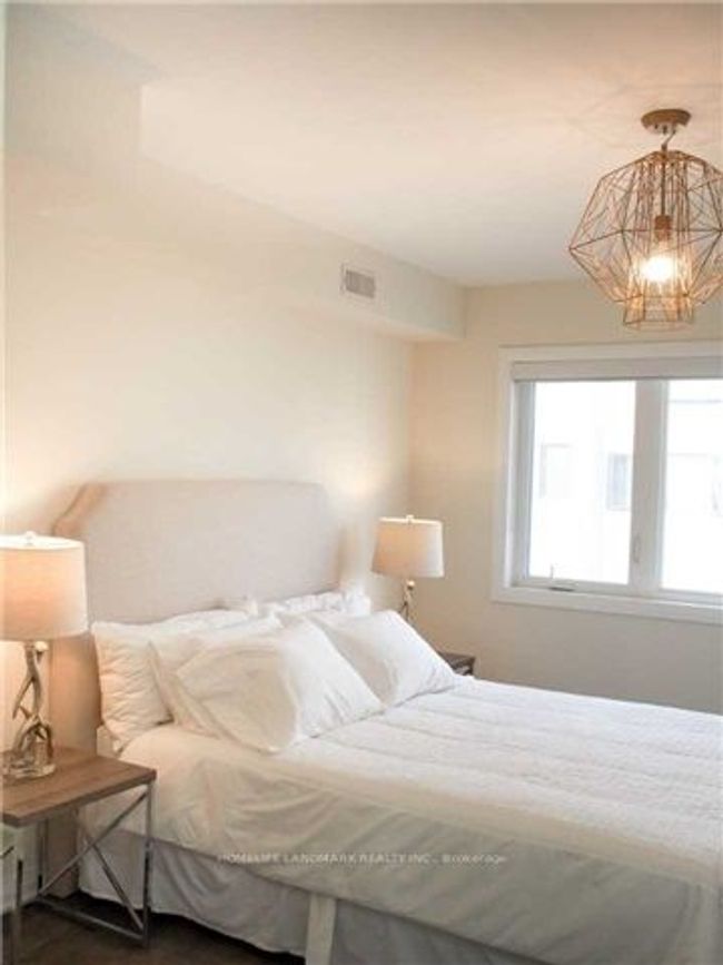 176 Frederick Tisdale Dr, House attached with 3 bedrooms, 3 bathrooms and null parking in North York ON | Image 9