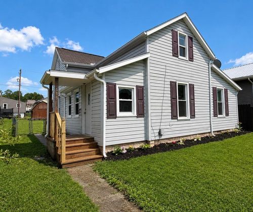 515 W Brown St, New Lexington, OH, 43764-1106 | Card Image
